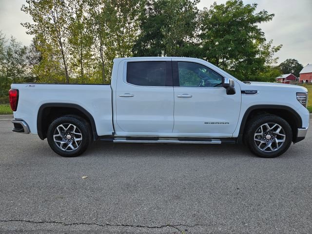 Used 2022 GMC Sierra 1500 SLT w/ X31 Off-Road Package image 8