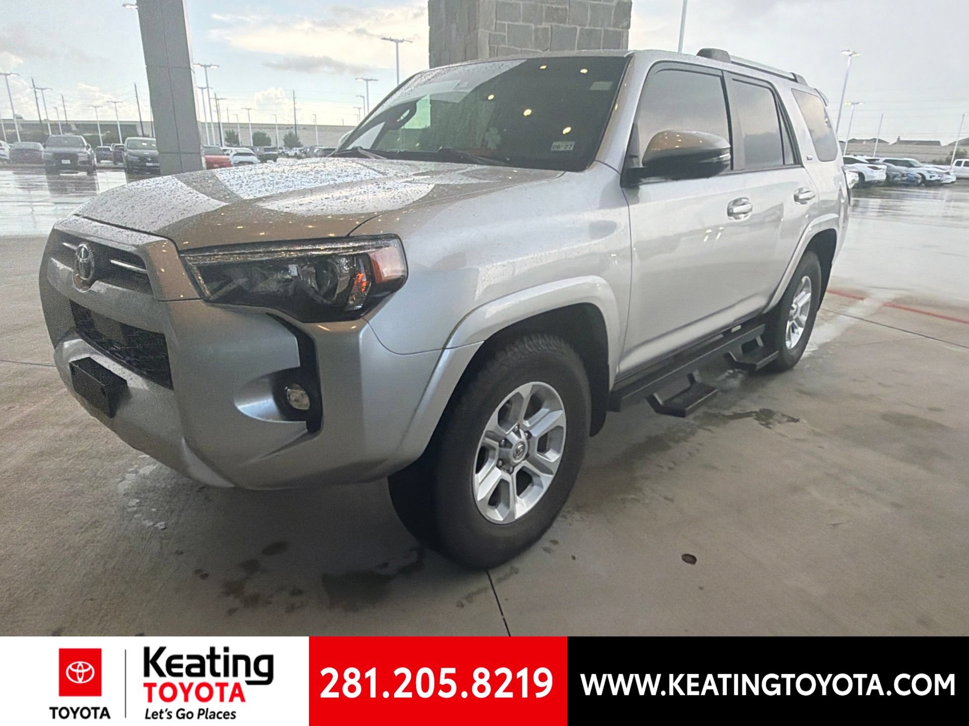 Used 2022 Toyota 4Runner SR5 Premium w/ Moonroof Package RWD image 7