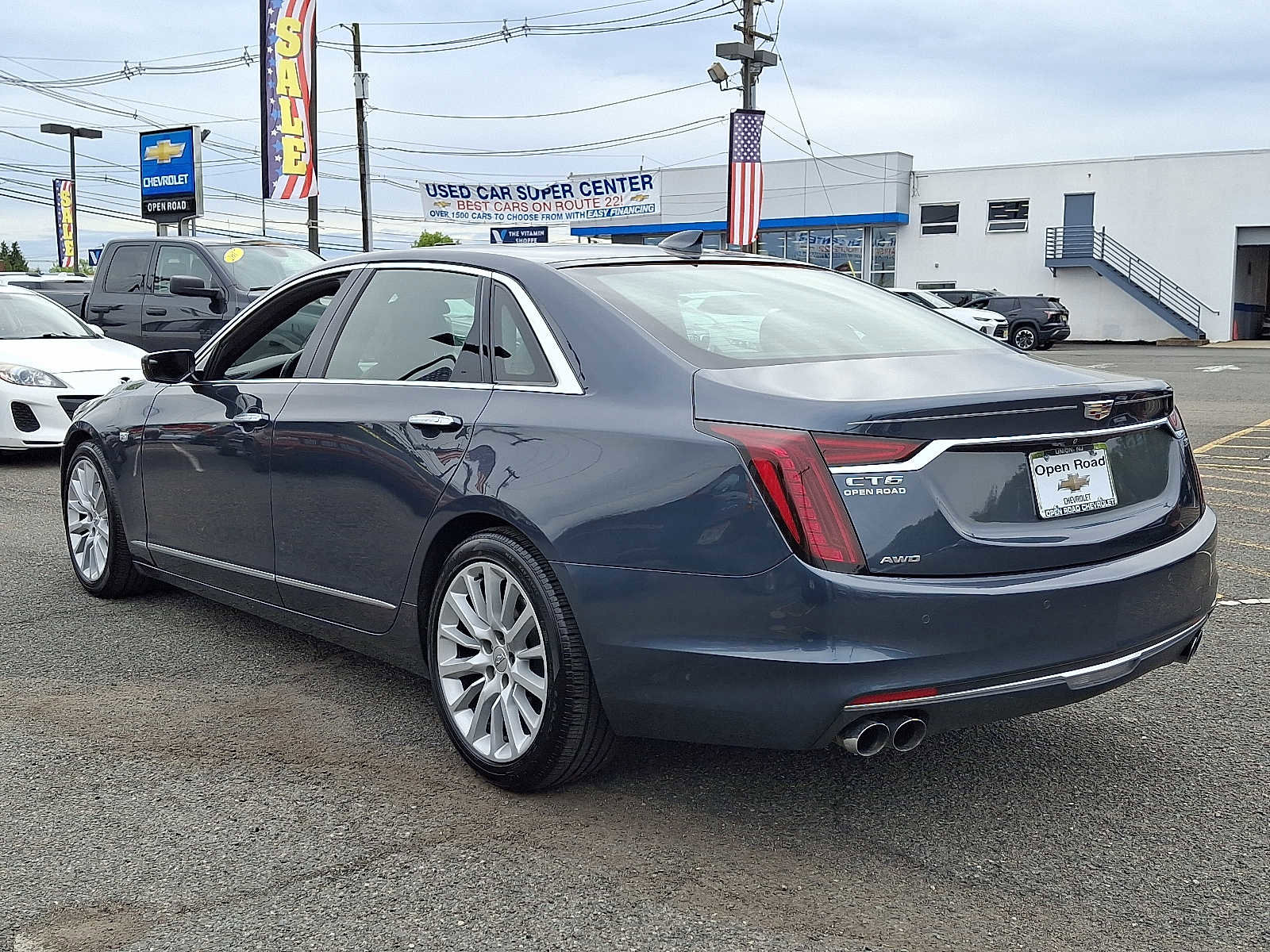 Used 2019 Cadillac CT6 Luxury w/ Driver Awareness Package AWD/4WD image 5