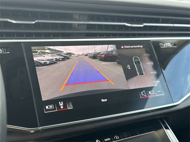 Used 2021 Audi Q8 Premium Plus w/ Premium Plus Package image 17