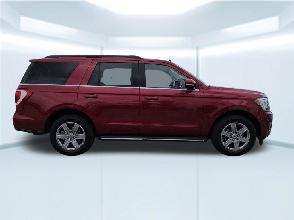 Used 2021 Ford Expedition XLT image 19
