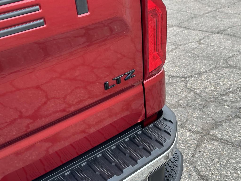 Certified 2024 Chevrolet Silverado 1500 LTZ w/ LTZ Premium Package image 13