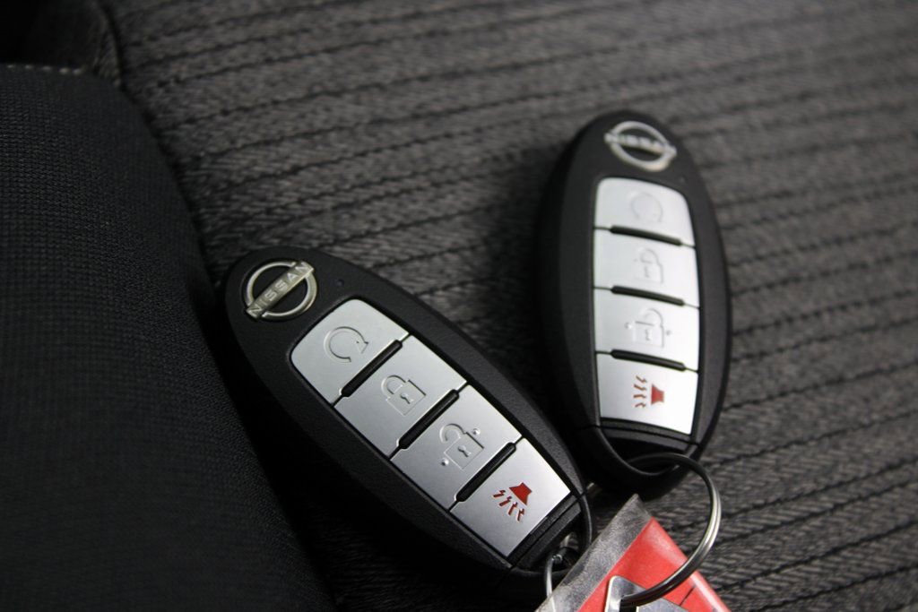 Certified 2022 Nissan Rogue SV image 31