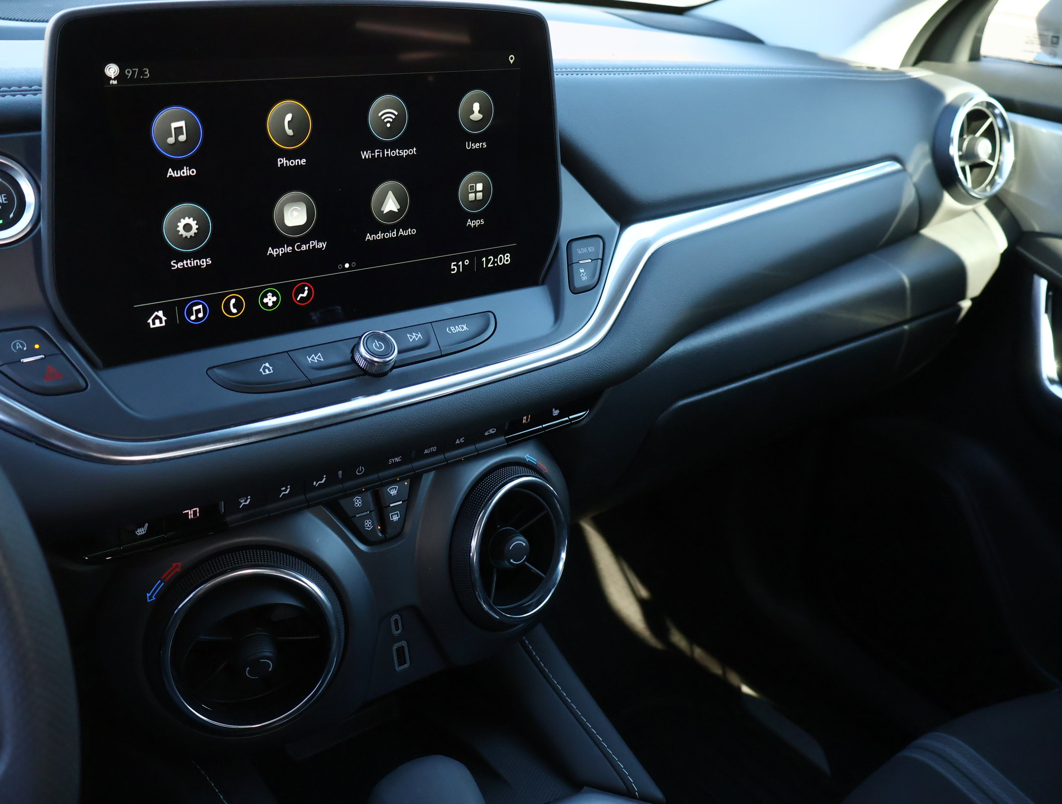 Certified 2023 Chevrolet Blazer LT w/ Convenience Package image 18