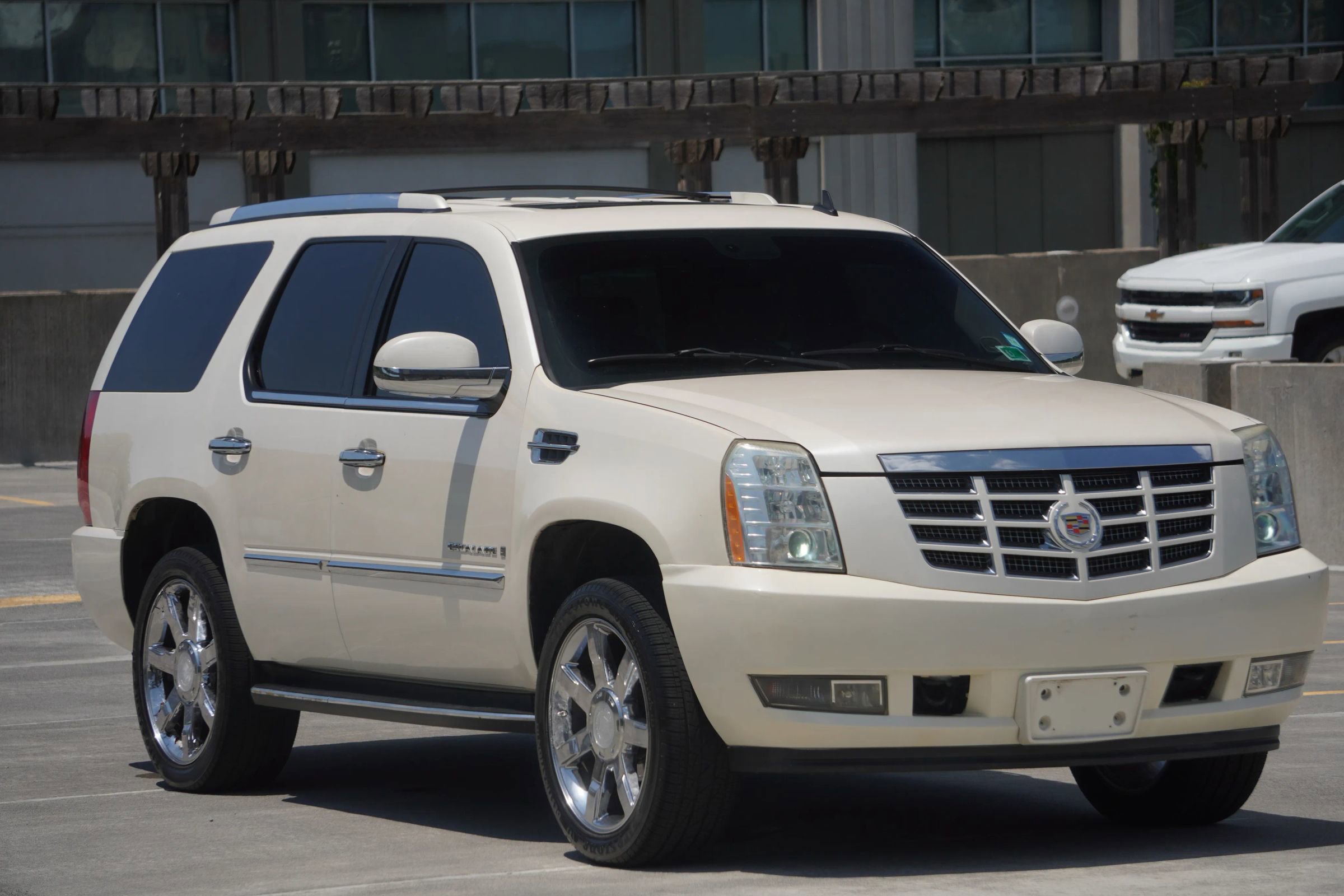 Used 2008 Cadillac Escalade AWD image 12