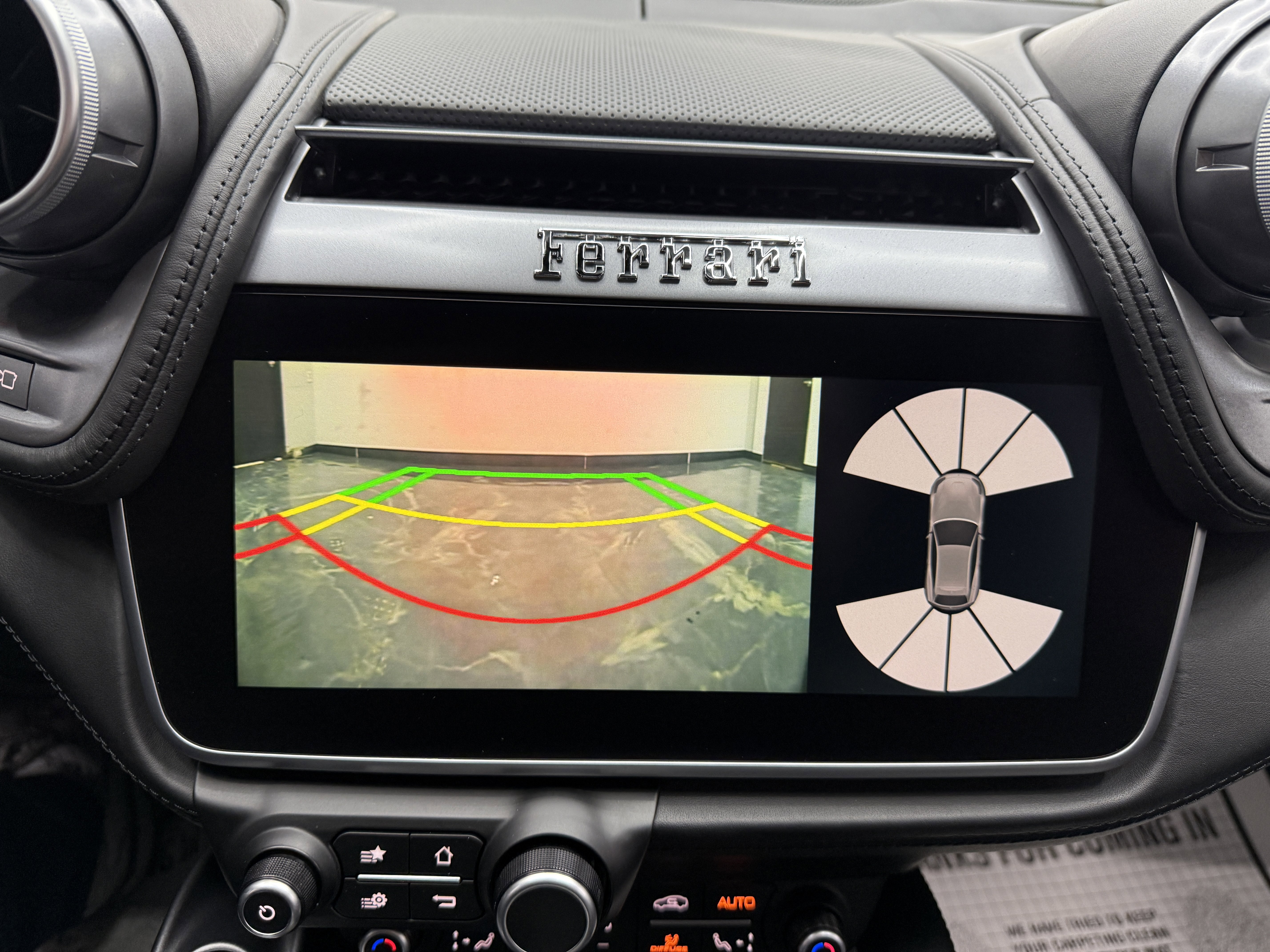 Used 2017 Ferrari GTC4Lusso image 19