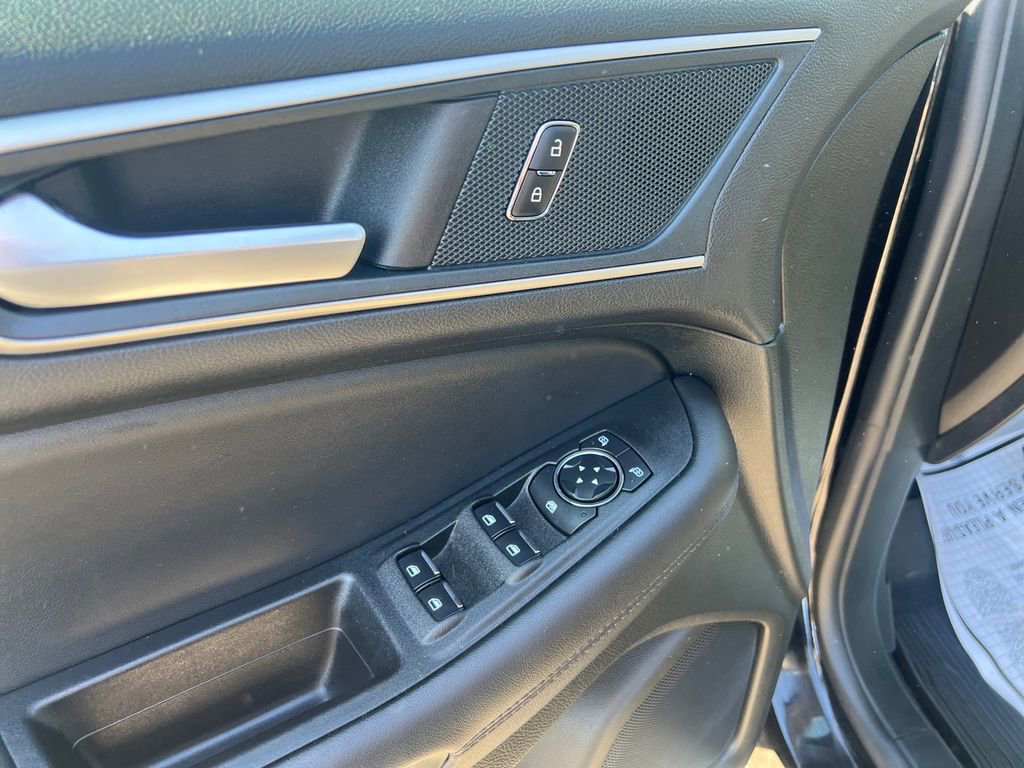 Used 2024 Ford Edge SEL w/ Convenience Package AWD/4WD image 12