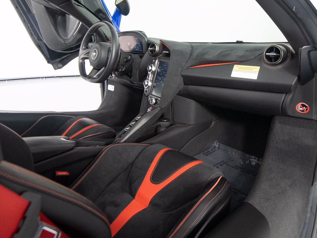 Used 2020 McLaren 720S Performance RWD image 26