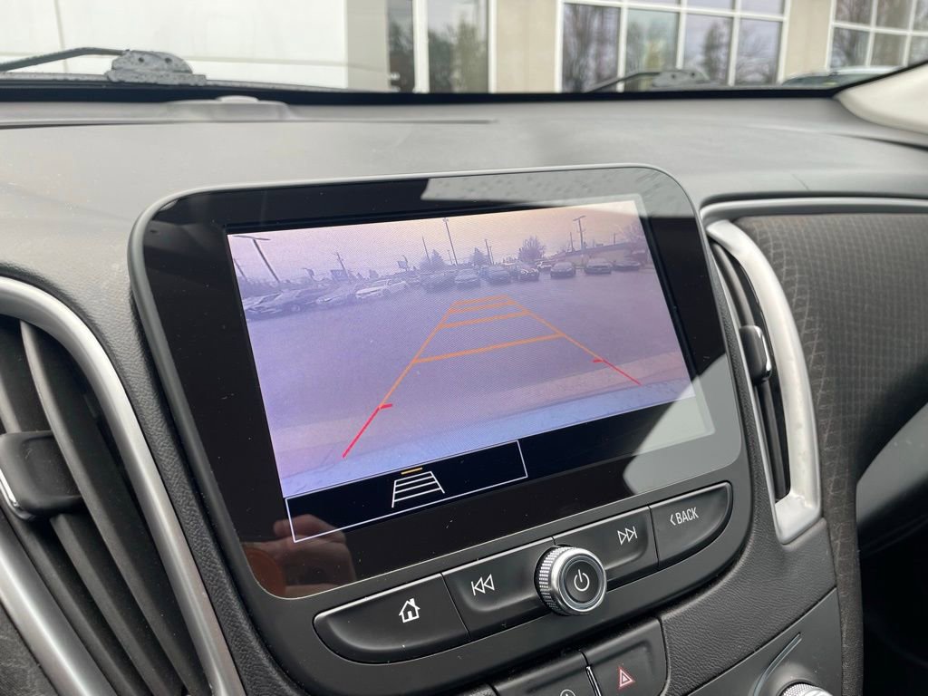 Used 2024 Chevrolet Malibu LT image 22