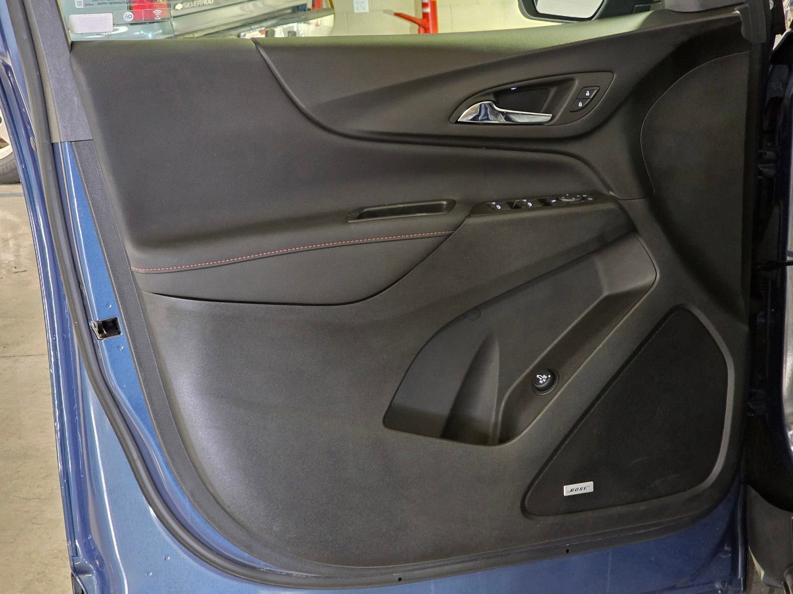 Used 2024 Chevrolet Equinox RS w/ RS Leather Package FWD image 20