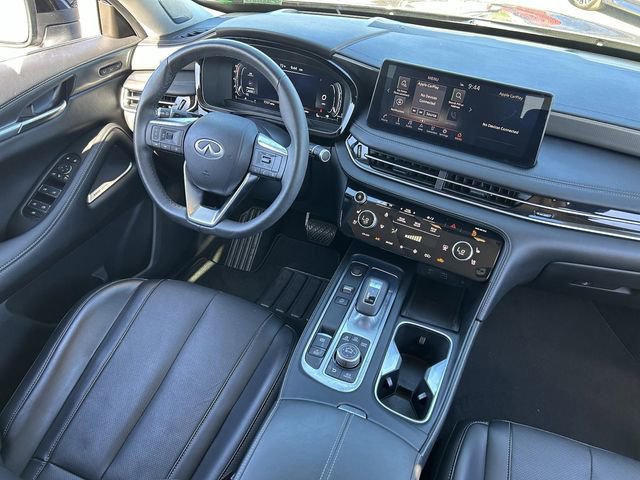 Certified 2025 INFINITI QX60 Luxe w/ Vision Package image 15
