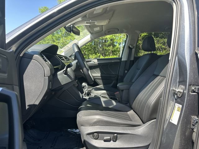 Certified 2023 Volkswagen Tiguan SE image 12