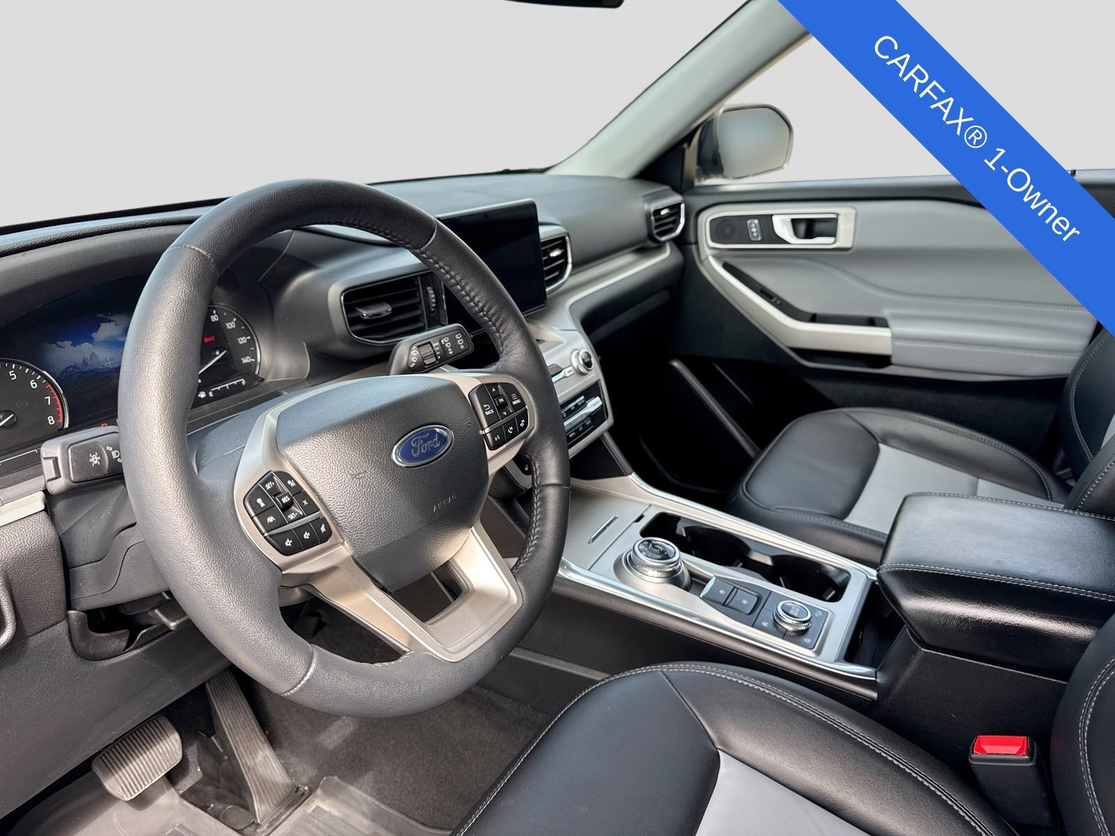 Used 2024 Ford Explorer XLT w/ Equipment Group 202A AWD/4WD video 2