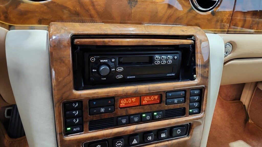 Used 1999 Rolls-Royce Silver Seraph RWD image 19