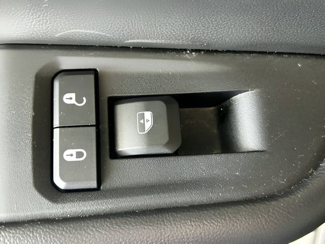 Used 2024 Jeep Grand Cherokee L Limited w/ Luxury Tech Group II image 38