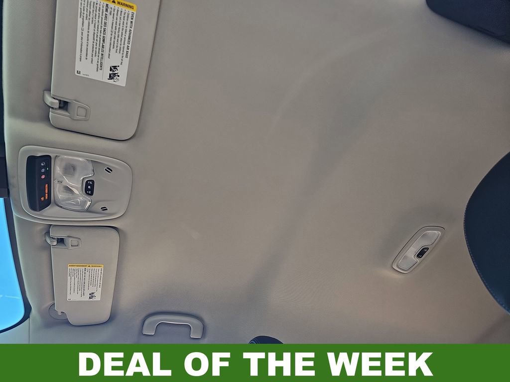 Used 2023 Chevrolet Bolt EUV Premier image 29