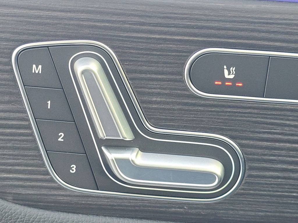 New 2026 Mercedes-Benz GLB 250 4MATIC image 6