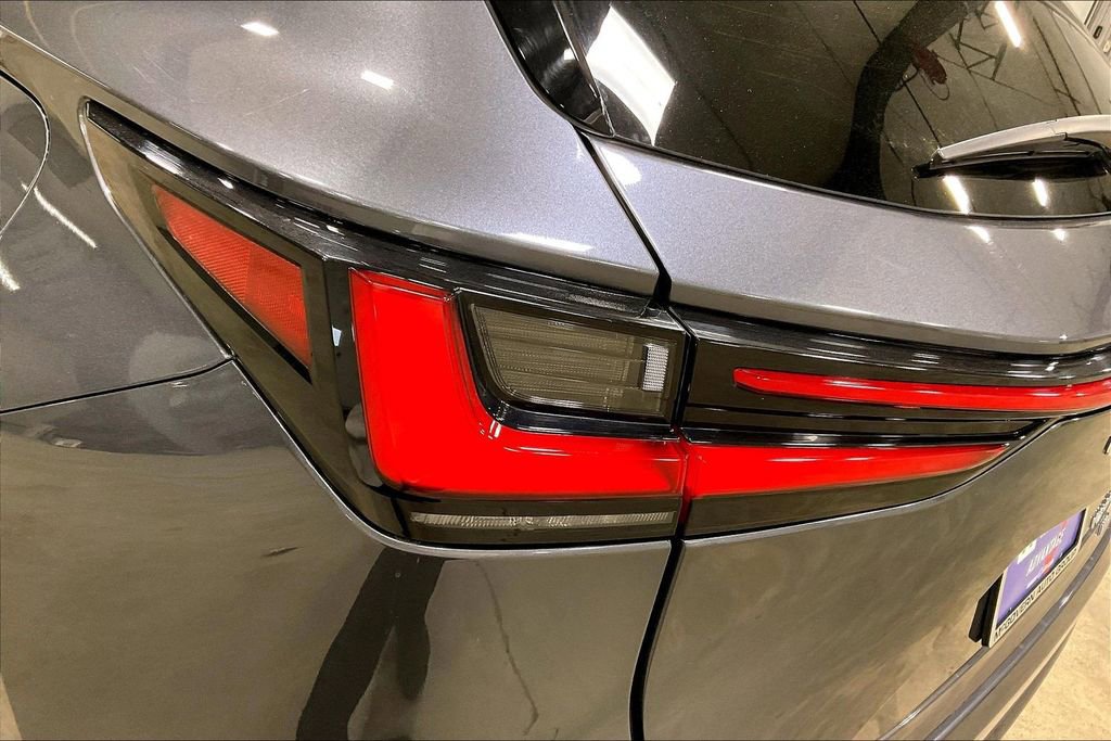 Used 2023 Lexus NX 350 AWD image 23