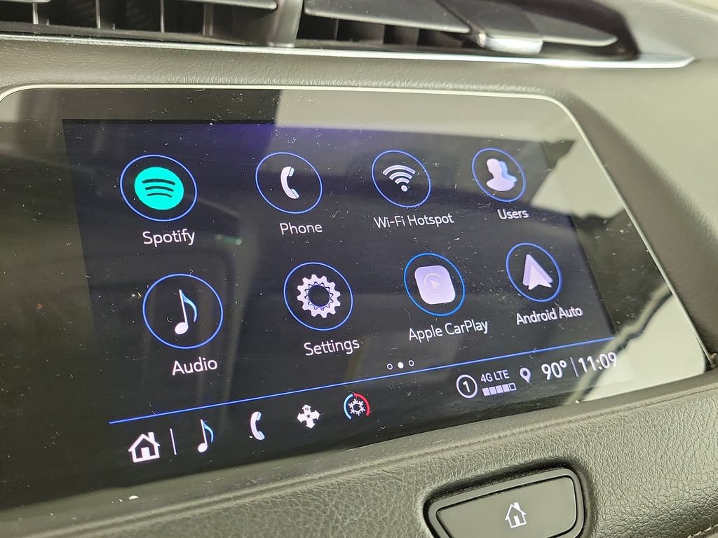 Used 2023 Cadillac XT4 Luxury w/ Driver Awareness Package FWD image 27
