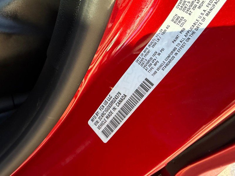 Used 2025 Chrysler Pacifica Limited FWD image 26