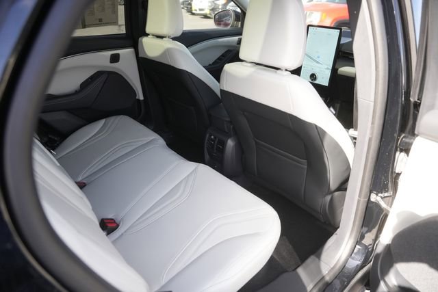 Used 2024 Ford Mustang Mach-E Premium image 15