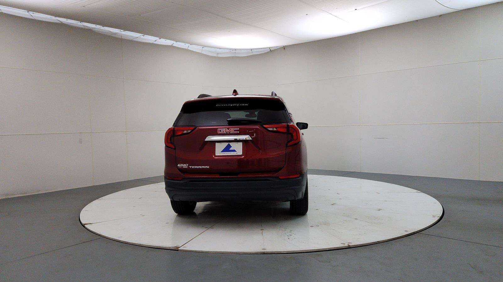Used 2020 GMC Terrain SLE w/ Driver Convenience Package FWD image 6