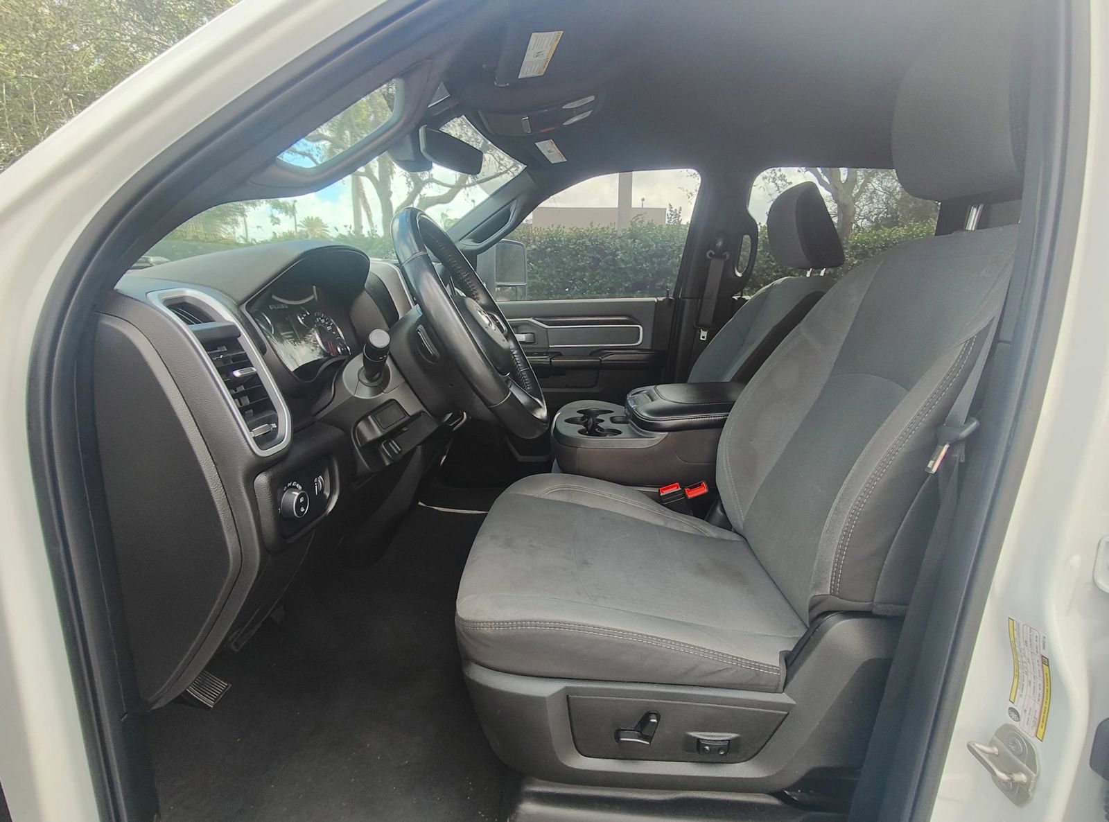 Used 2023 RAM 3500 Big Horn w/ Level 1 Equipment Group image 8