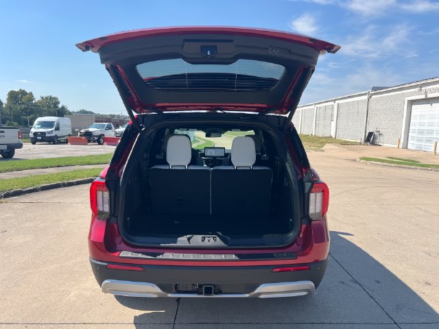 New 2027 Ford Explorer Platinum w/ LUX Leather Package AWD/4WD image 6