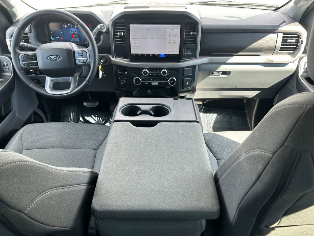Used 2025 Ford F150 XLT w/ Equipment Group 301A Standard image 12