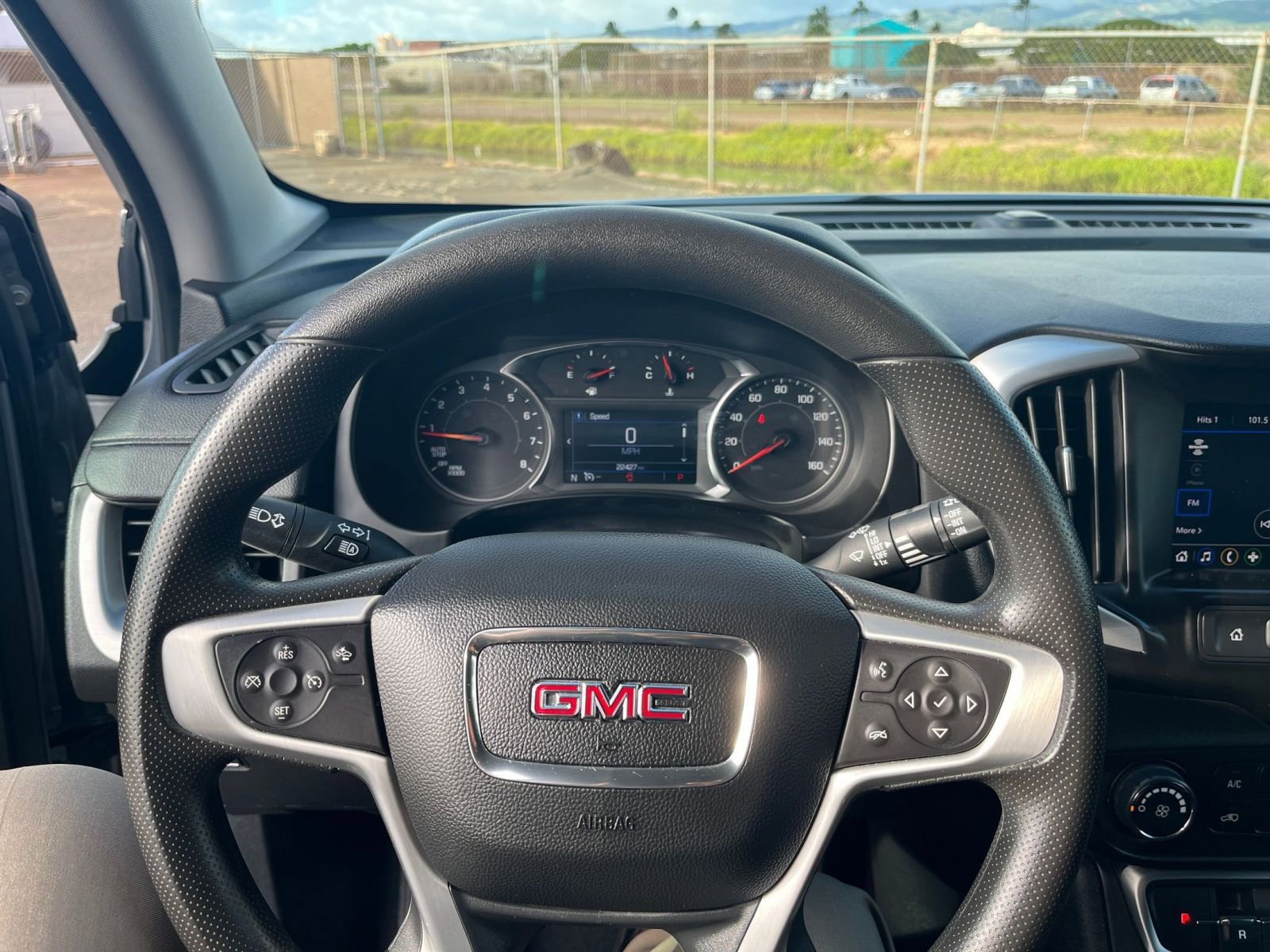 Used 2024 GMC Terrain SLE image 29