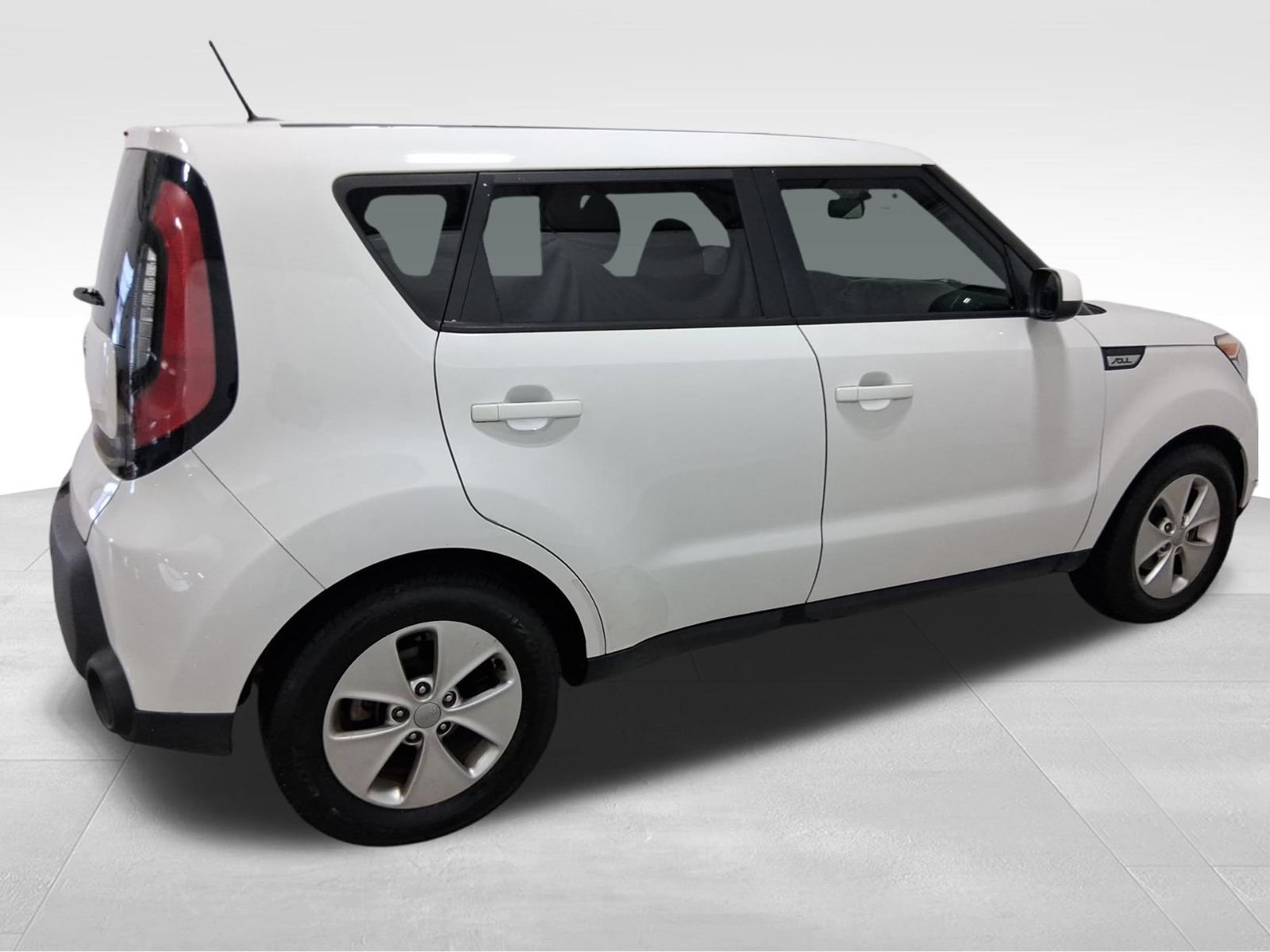 Used 2016 Kia Soul FWD image 5