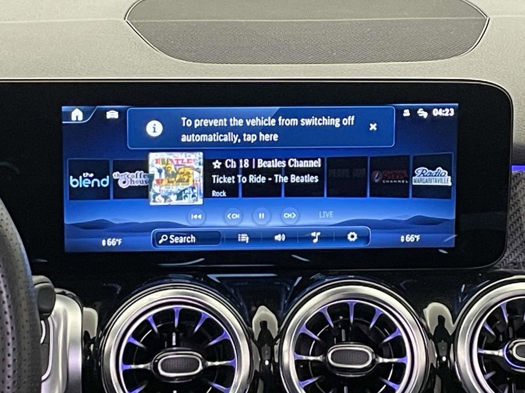 Used 2025 Mercedes-Benz GLB 35 AMG 4MATIC image 27