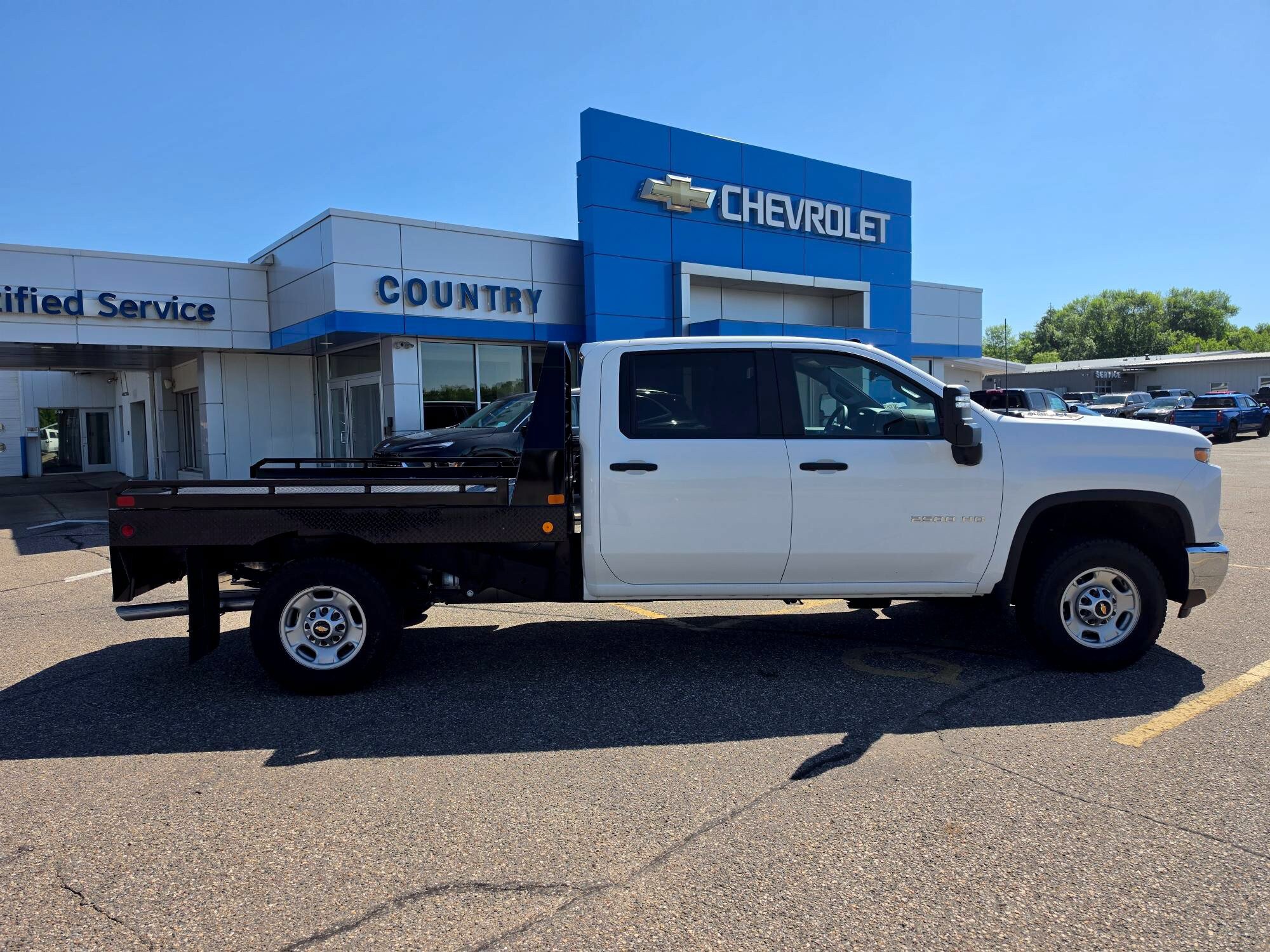Used 2024 Chevrolet Silverado 2500 W/T w/ WT Convenience Package AWD/4WD image 3