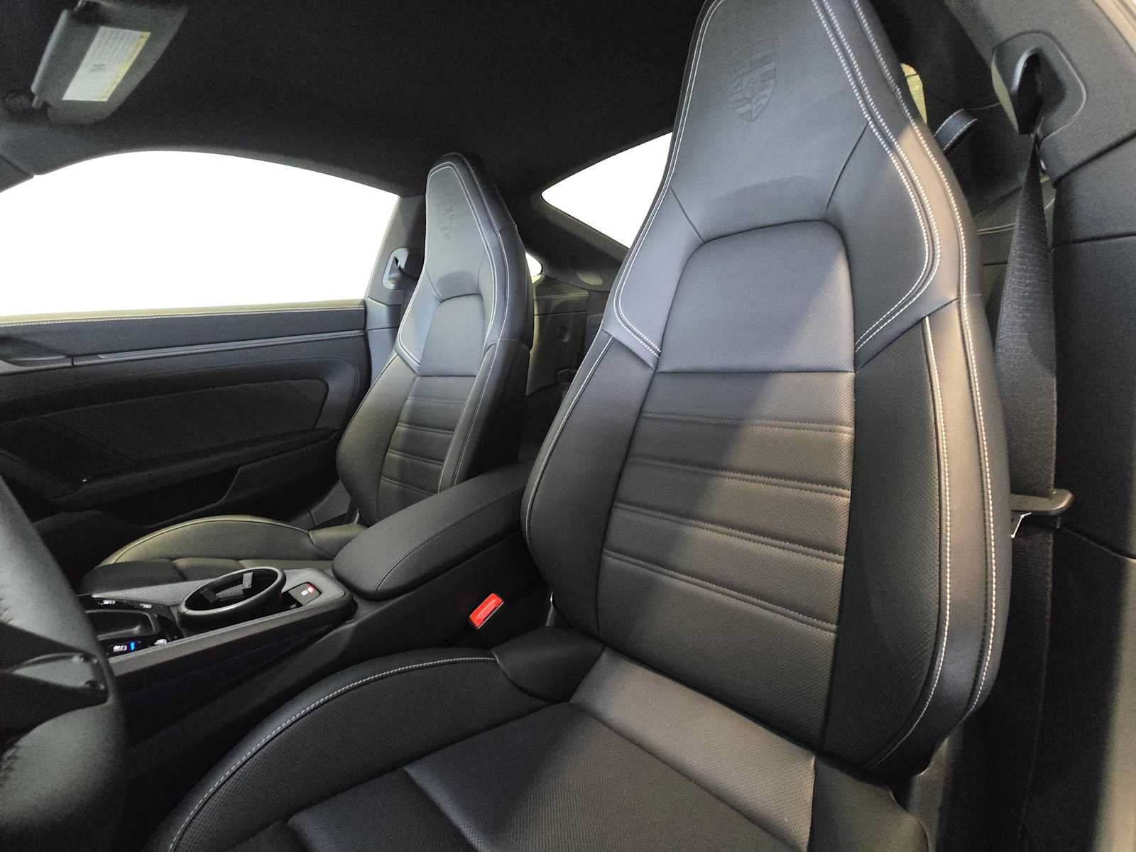 Used 2025 Porsche 911 Carrera S RWD image 5