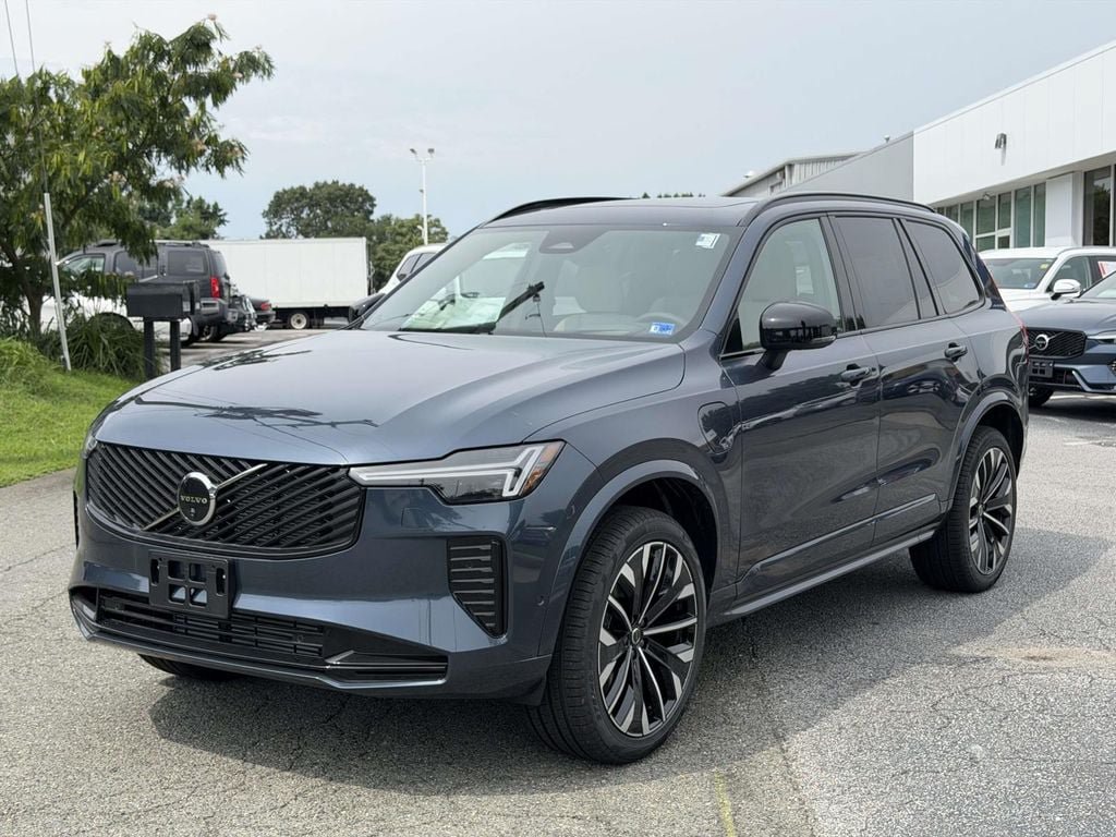 New 2026 Volvo XC90 T8 Ultra w/ Protection Package Premier AWD/4WD image 22