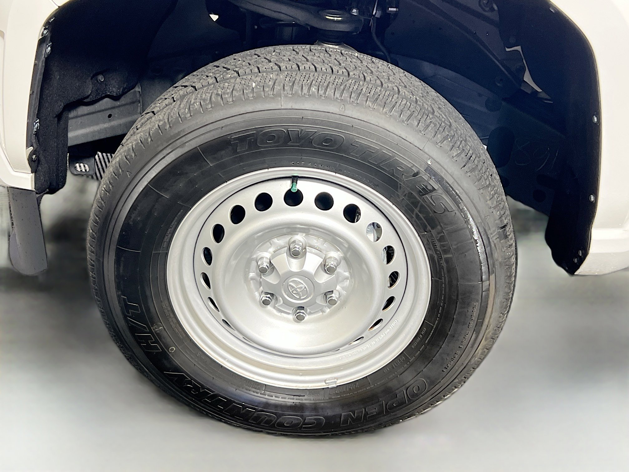 Used 2024 Toyota Tacoma SR w/ Towing Package image 34