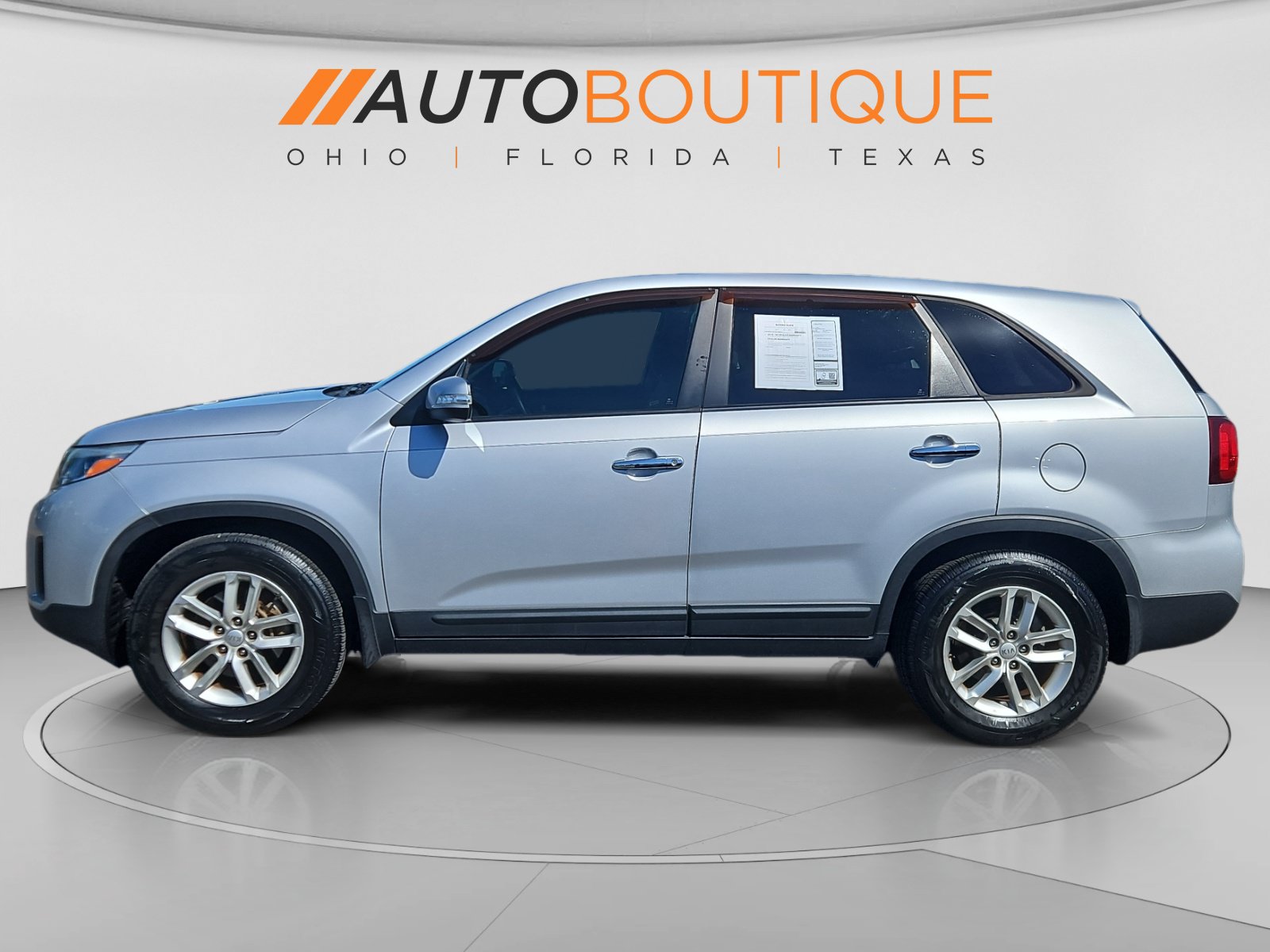 Used 2014 Kia Sorento LX FWD image 2