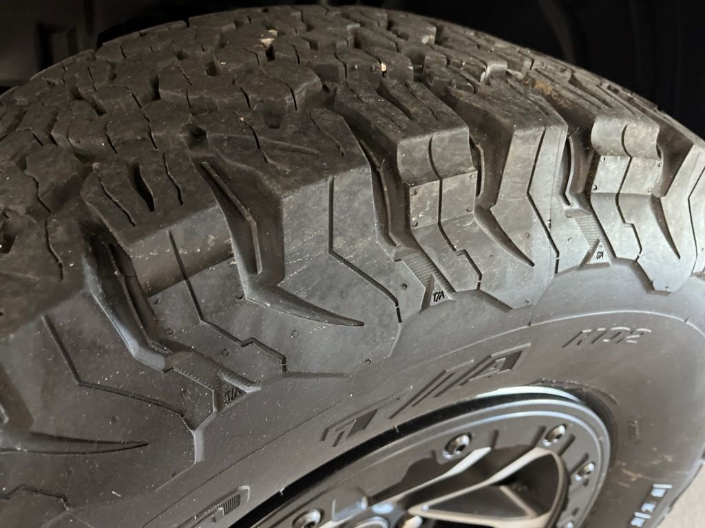 Used 2025 Jeep Wrangler Unlimited Rubicon AWD/4WD image 5