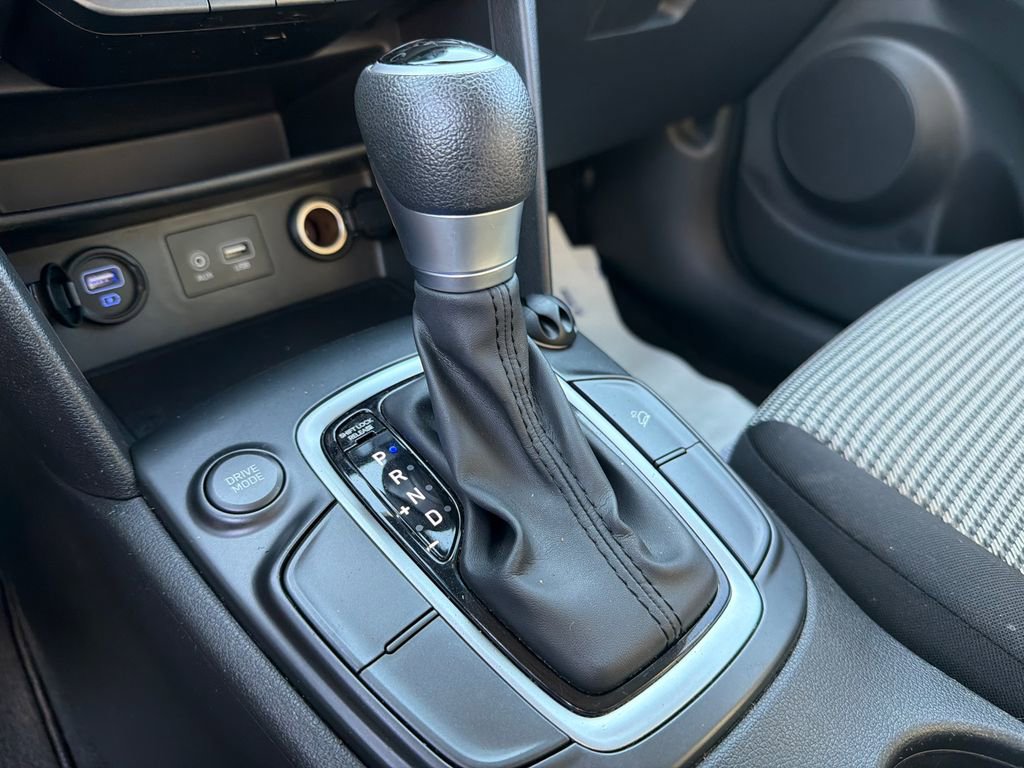 Used 2019 Hyundai Kona SE image 29