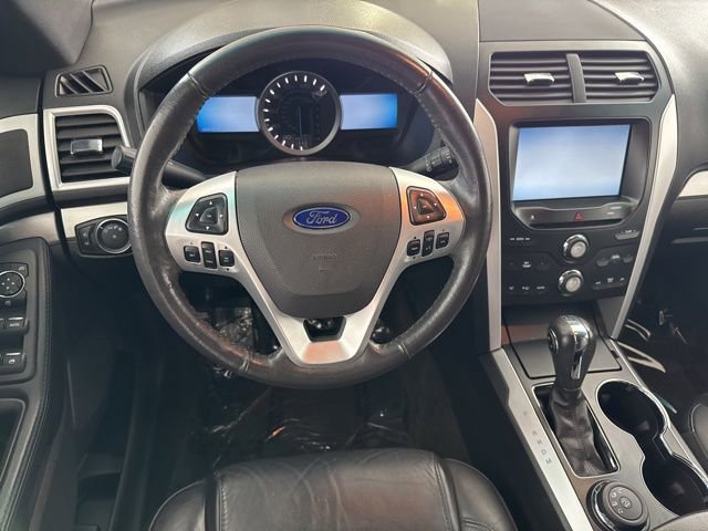 Used 2014 Ford Explorer XLT w/ Equipment Group 202A image 30
