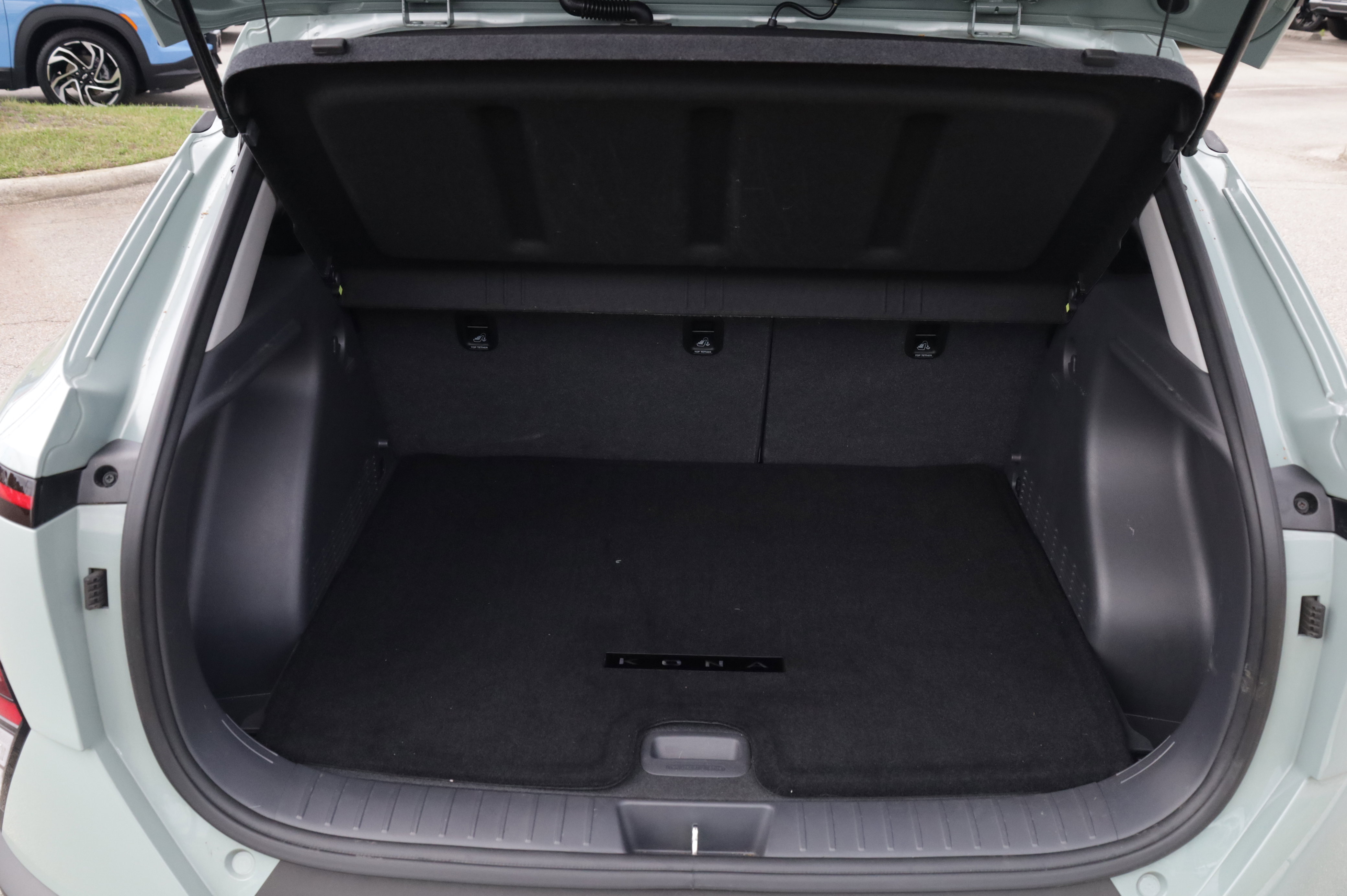 Used 2024 Hyundai Kona SEL w/ Convenience Package image 17