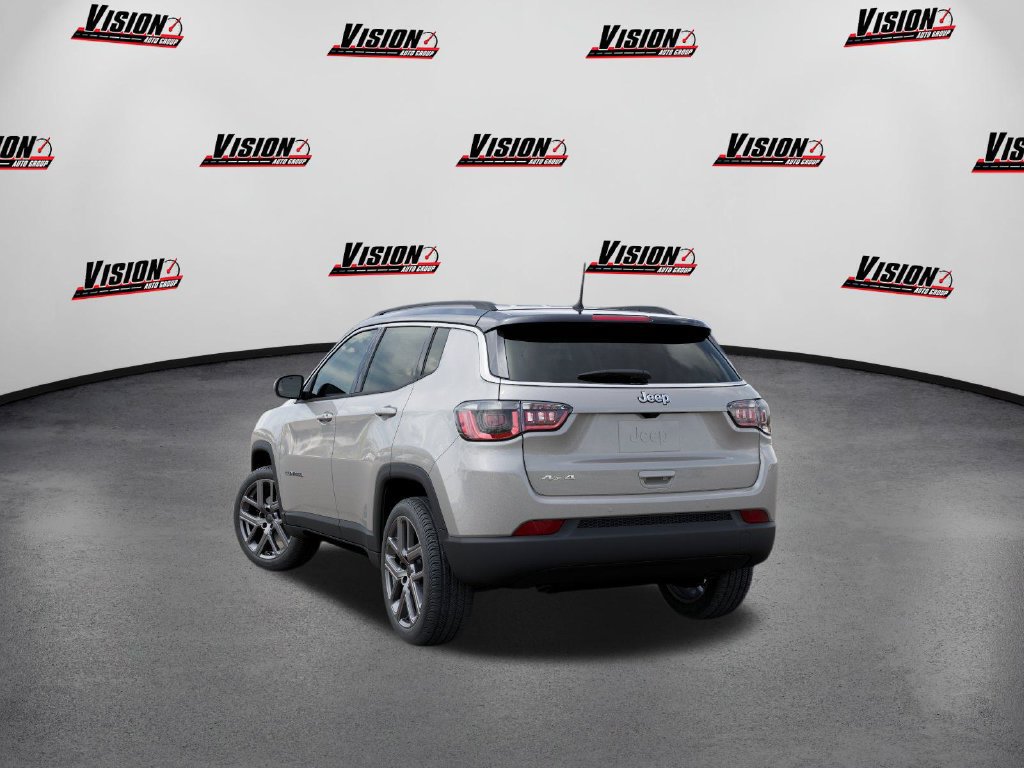 New 2026 Jeep Compass Limited AWD/4WD image 3