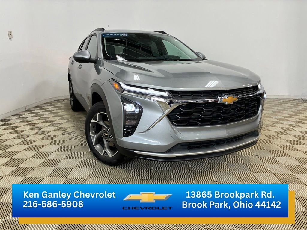 Certified 2024 Chevrolet Trax LT w/ Driver Confidence Package FWD image 3