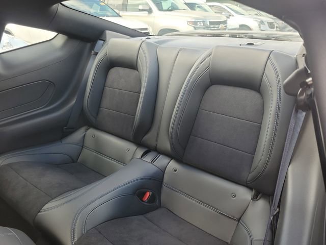 Used 2025 Ford Mustang Dark Horse image 8
