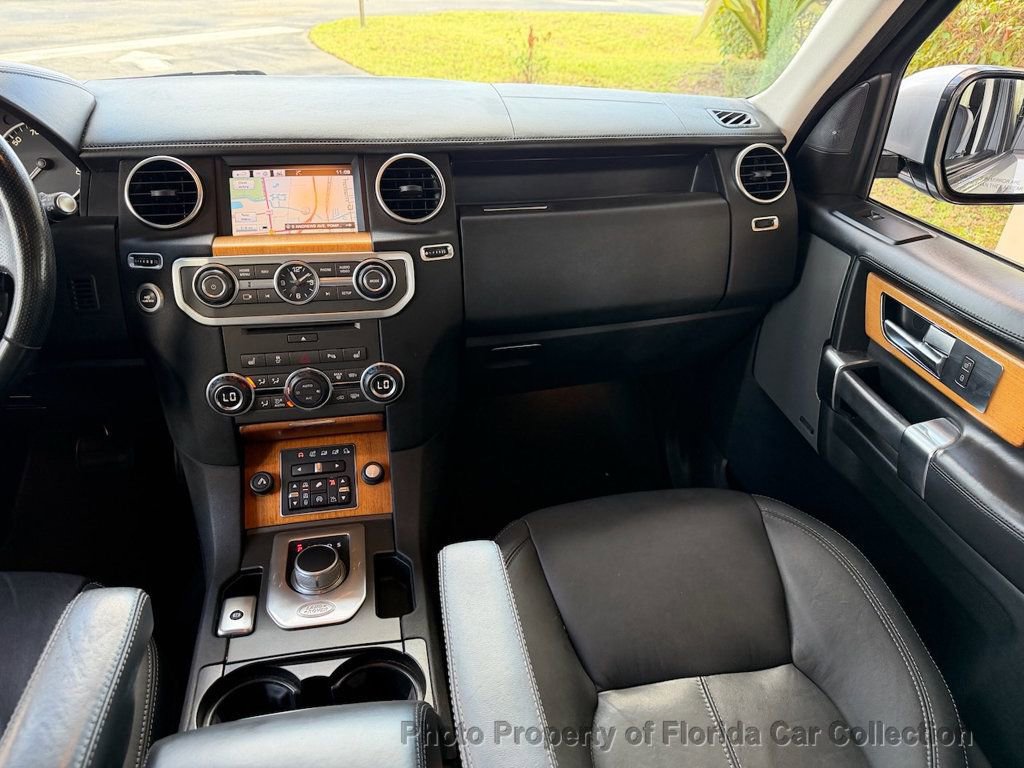 Used 2015 Land Rover LR4 HSE LUX image 12