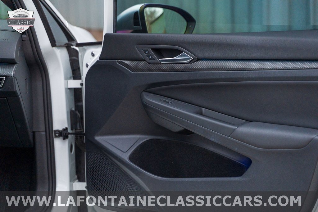 Used 2022 Volkswagen Golf R image 67