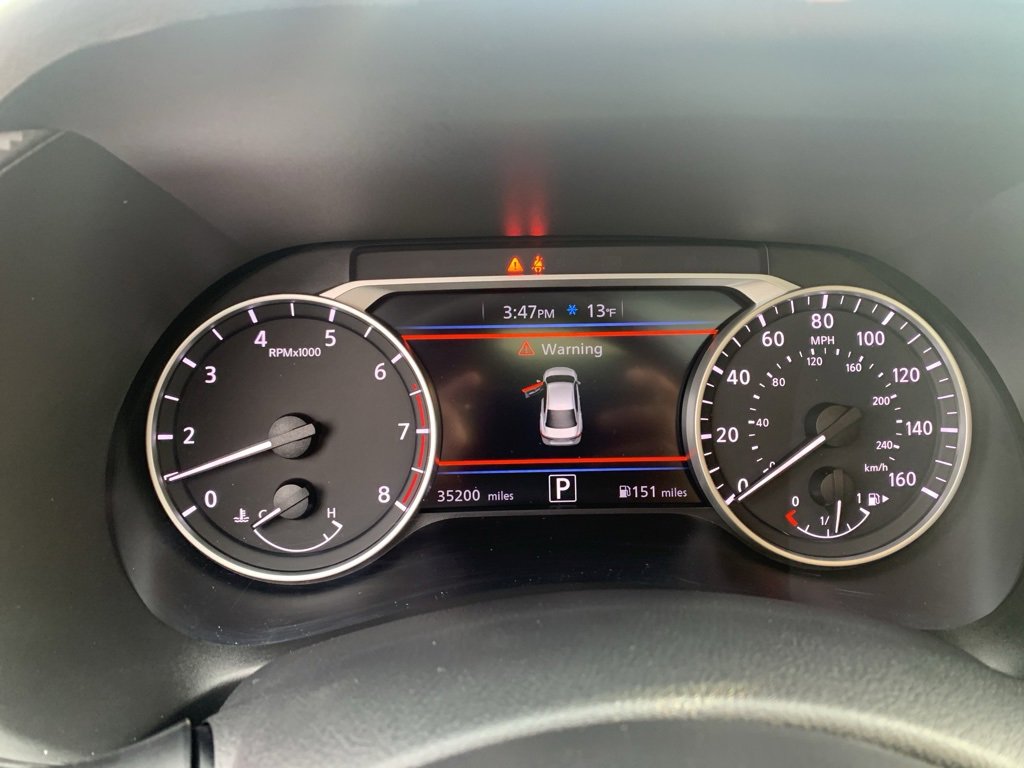 Used 2022 Nissan Sentra SV w/ SV Premium Package image 17