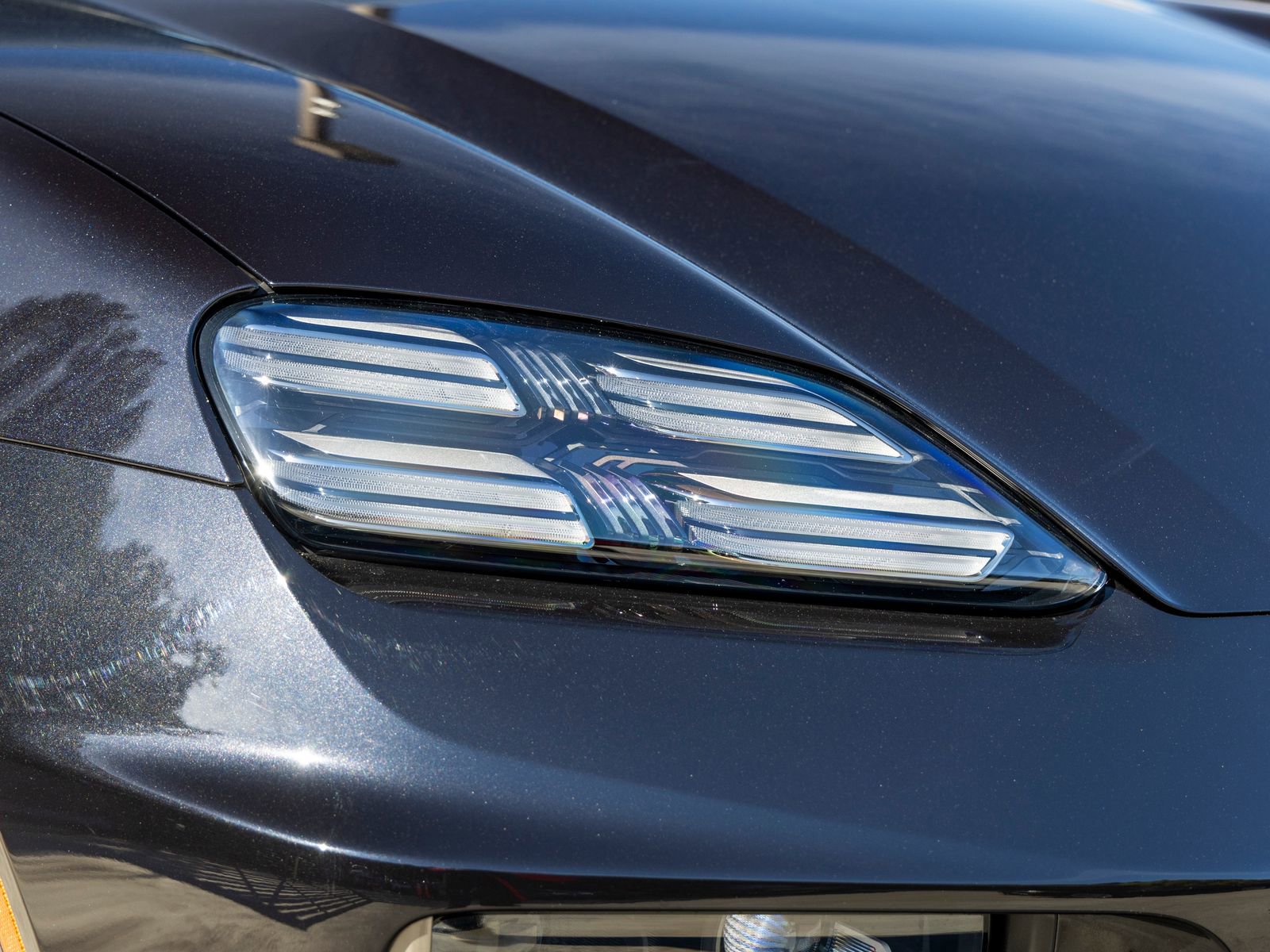 New 2026 Porsche Macan Turbo Electric image 15