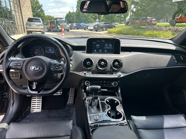 Used 2020 Kia Stinger GT-Line AWD/4WD image 17