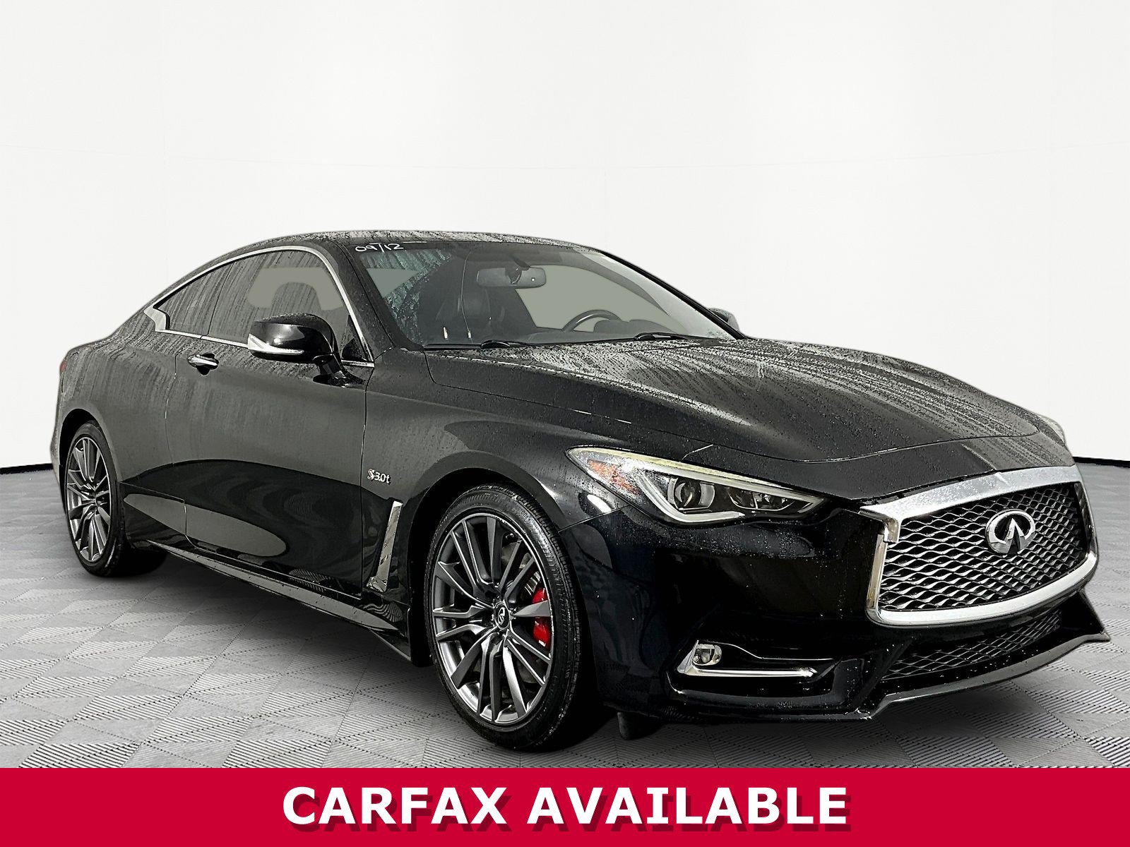 Used 2017 INFINITI Q60 Red Sport 400 AWD/4WD image 3